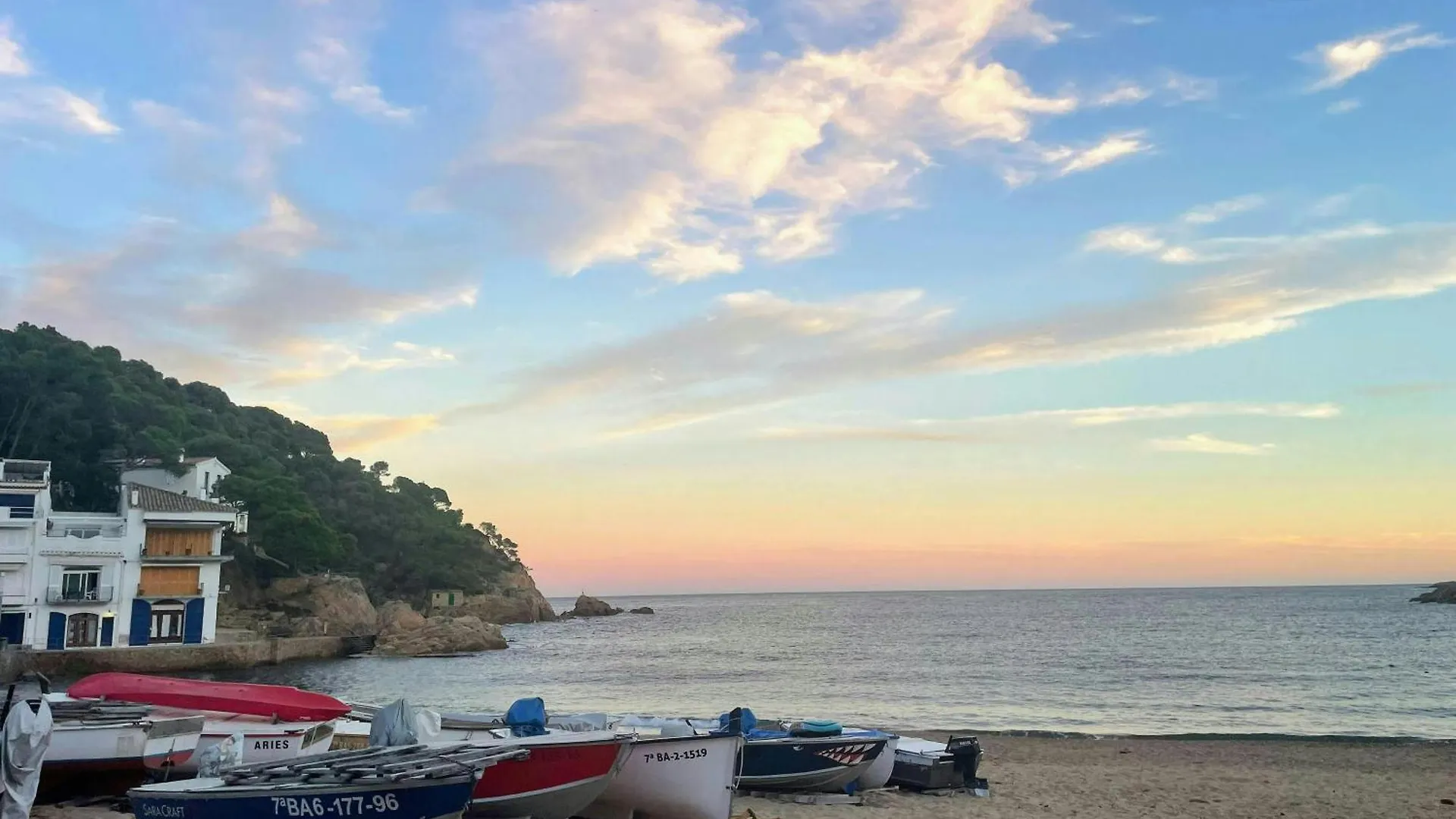 T5 - Cozy Retreat 50M To Beach Garden Escape Tamariu Apartment