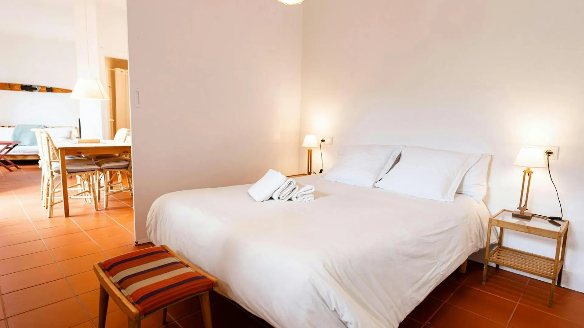 Apartment T5 - Cozy Retreat 50M To Beach Garden Escape Tamariu